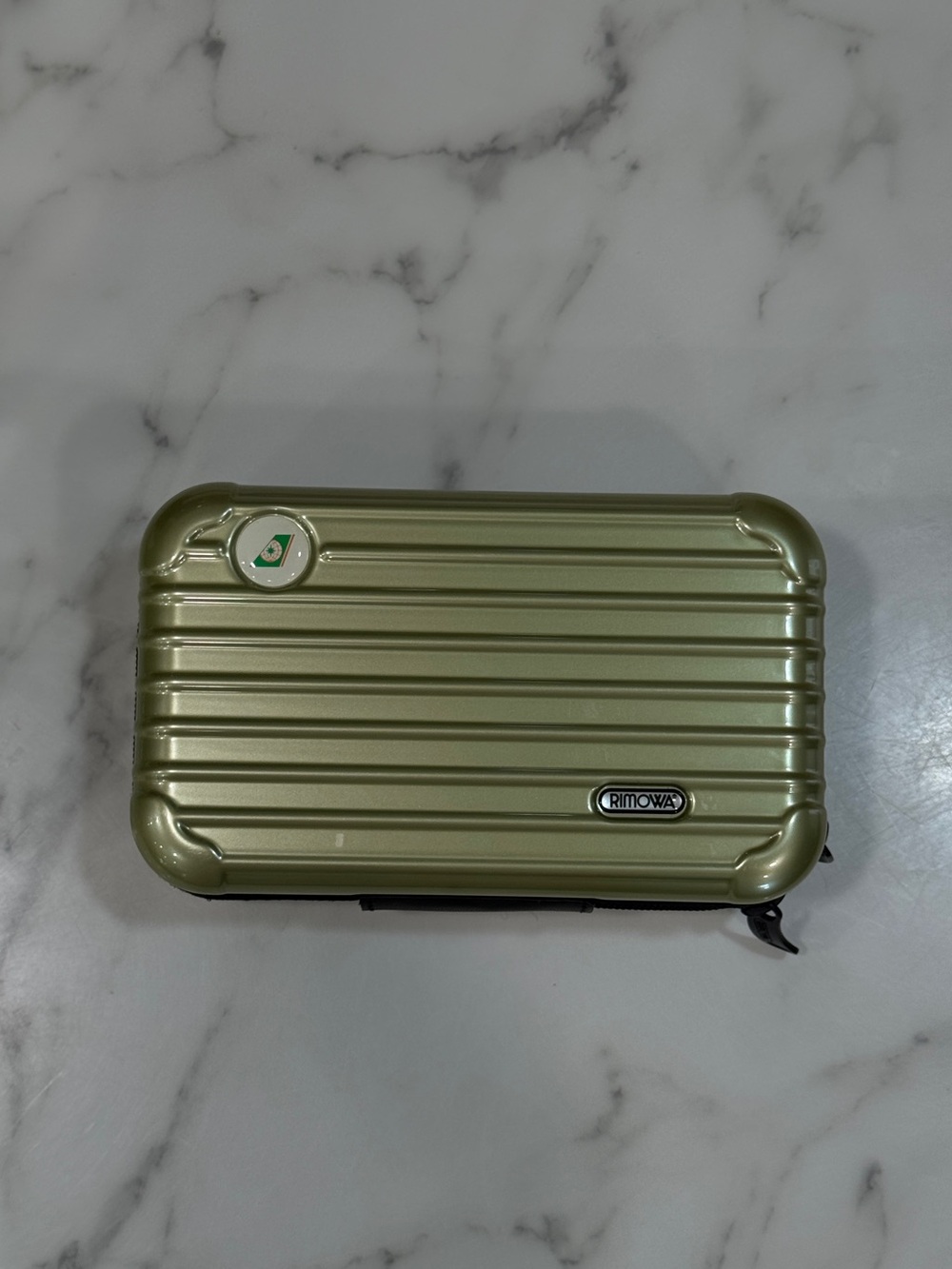 RIMOWA First Class Amenity Toiletries Carry Case - Metallic Light Green